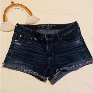 American Eagle Super Stretch Shorties